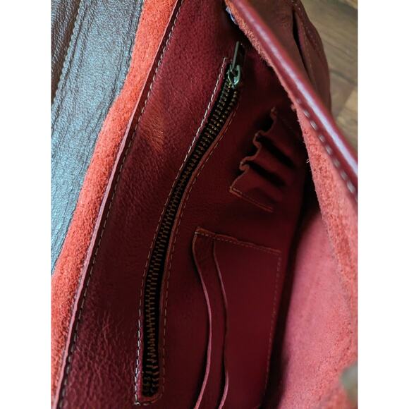 Vintage Amiiet Burgundy Leather Backback Bag Truly Unique 70s - Picture 5 of 8